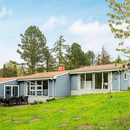 Holiday home Three-bedroom Holiday In Knebel 22 Skodshoved Strand
