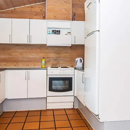 Holiday home Three-bedroom Holiday In Knebel 22